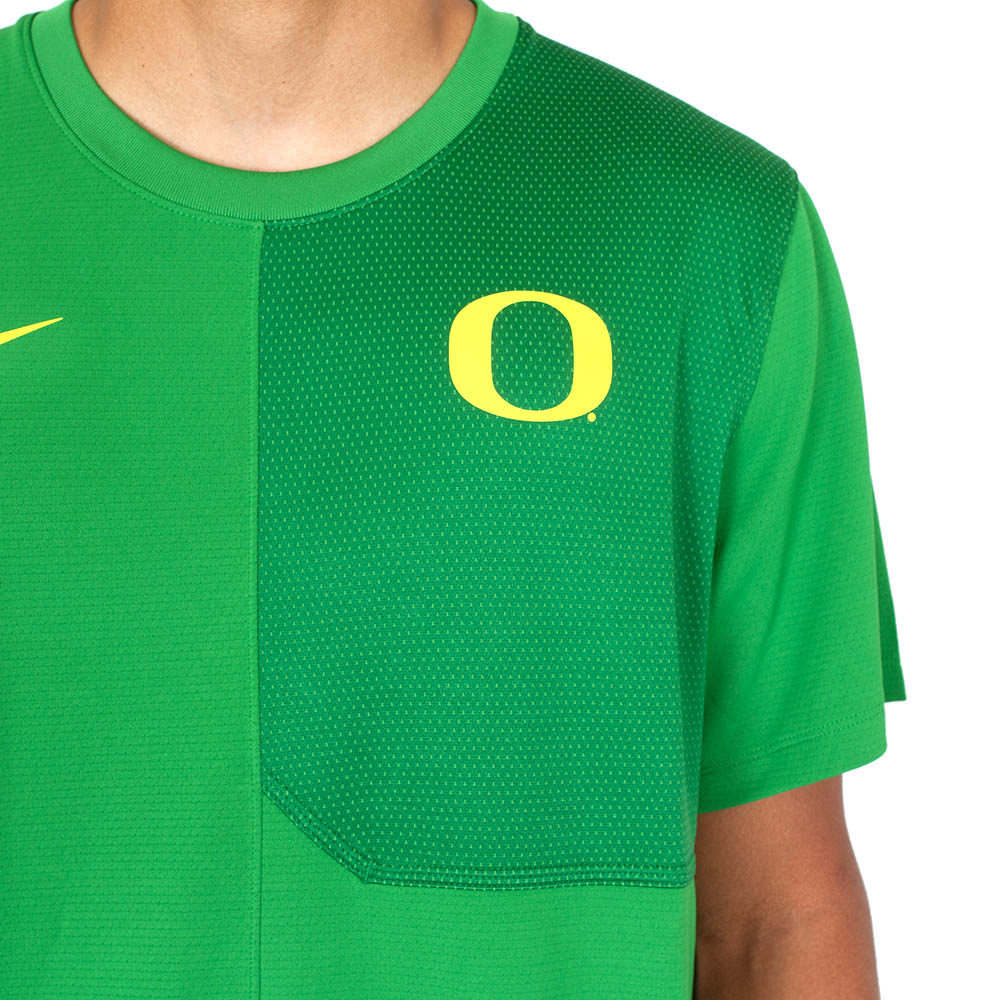 Classic Oregon O, Nike, Green, Crew Neck, Performance/Dri-FIT, Men, Coaches, Green patch, Sideline, T-Shirt, 883775